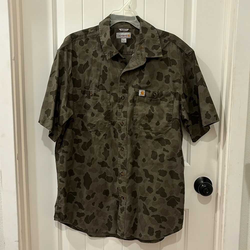 Carhartt cargo print shirt men’s large